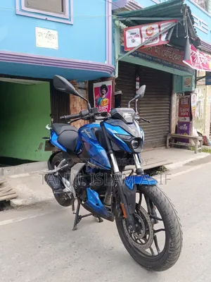 Bajaj Pulsar N250 2025 Blue