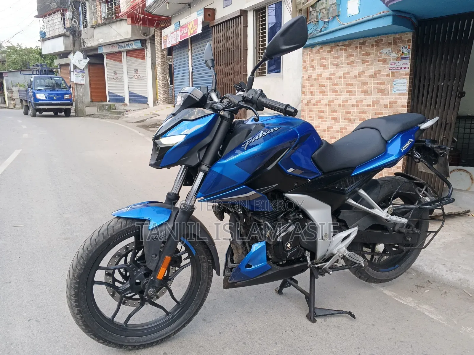 Bajaj Pulsar N250 2025 Blue