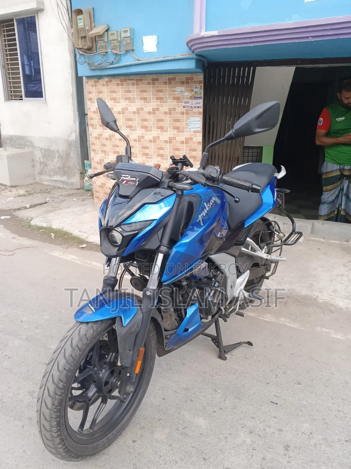 Bajaj Pulsar N250 2025 Blue