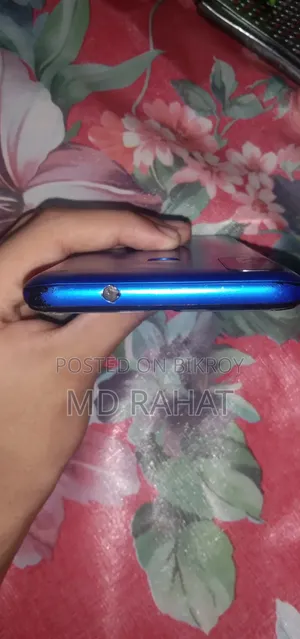 Symphony Z18 32 GB Blue