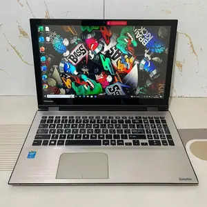 Toshiba Laptop 4GB Intel SSD 500GB