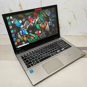 Toshiba Laptop 4GB Intel SSD 500GB