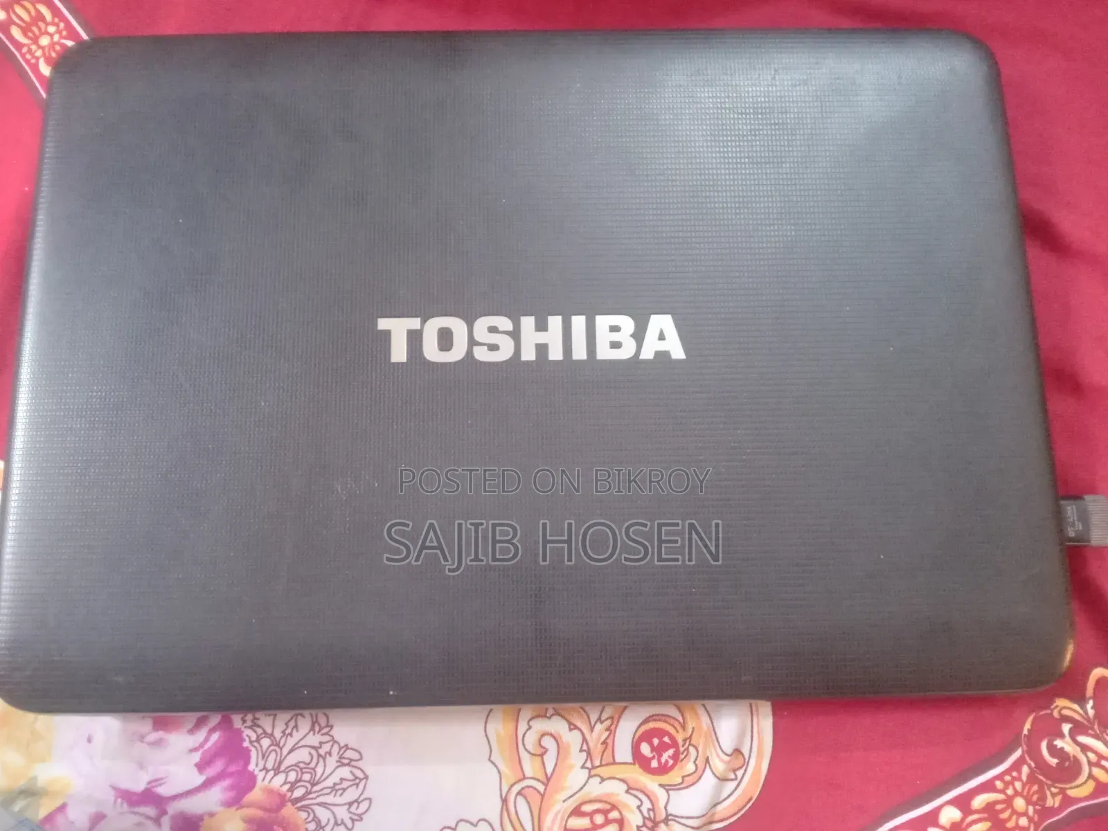 Laptop Toshiba Satellite C840 4GB Intel Core i3 HDD 500GB