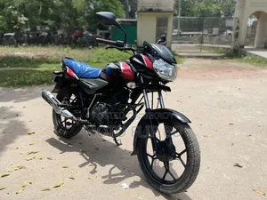 বাজাজ ডিসকভার ১২৫ ২০১৮ ব্ল্যাক