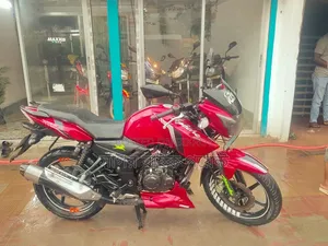টিভিএস আপাচে আরটিআর ১৬০ টুভি ২০১৭ রেড