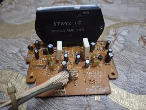 Stereo Amplifier IC Circuit