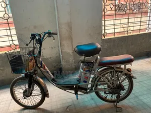 আকিজ নিও ২০২৪ সাদা