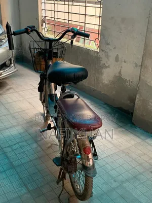 আকিজ নিও ২০২৪ সাদা