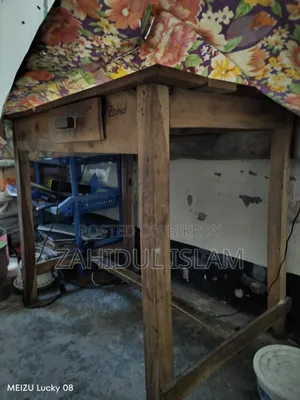 চেয়ার টেবিল বিক্রির জন্য