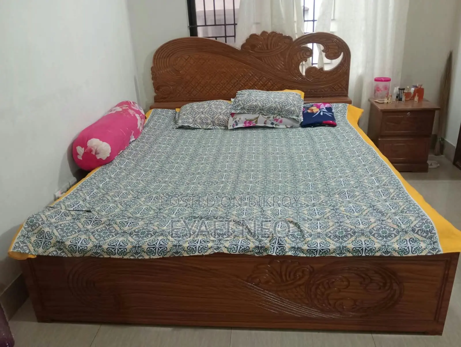 ৬ ফুট বাই ৭ ফুট বিছানা বিক্রির জন্য