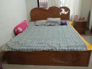 ৬ ফুট বাই ৭ ফুট বিছানা বিক্রির জন্য
