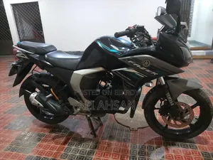 ইয়ামাহা ফেজার এফআই ভি২ ২০১৯ ব্ল্যাক