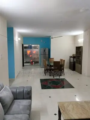 গুলশানের অনিক রিয়েল এস্টেটে আসবাবপত্রসহ ৩ বেডরুমের অ্যাপার্টমেন্ট ভাড়া