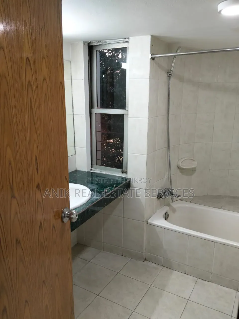 Furnished 3-Bedroom Apartment in Anik Real Estate, Gulshan for rent