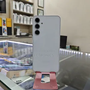 স্যামসাং গ্যালাক্সি এ৩৫ ১২৮ জিবি সাদা
