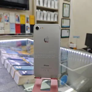 Apple iPhone 7 32 GB Silver