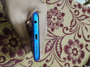 ইনফিনিক্স হট ১২আই ৬৪ জিবি নীল