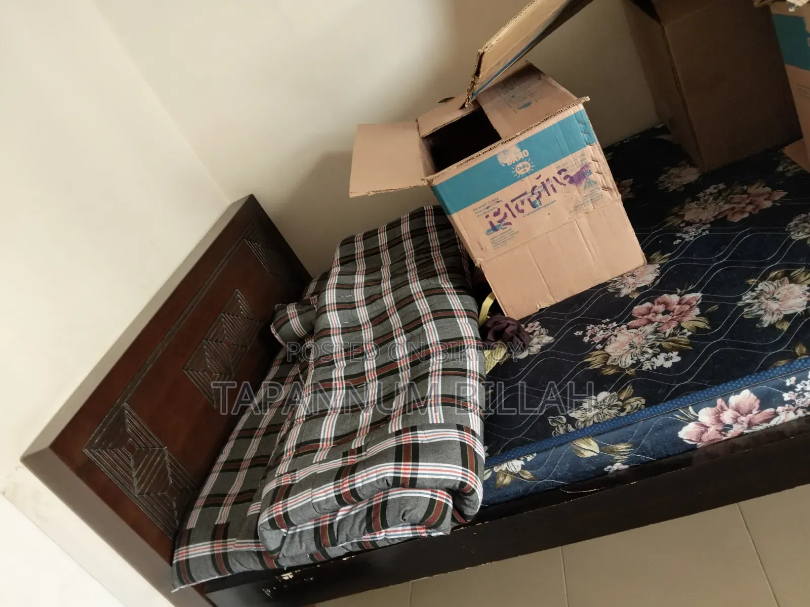 খাট ৪/৭ ফুট