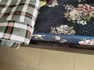 খাট ৪/৭ ফুট