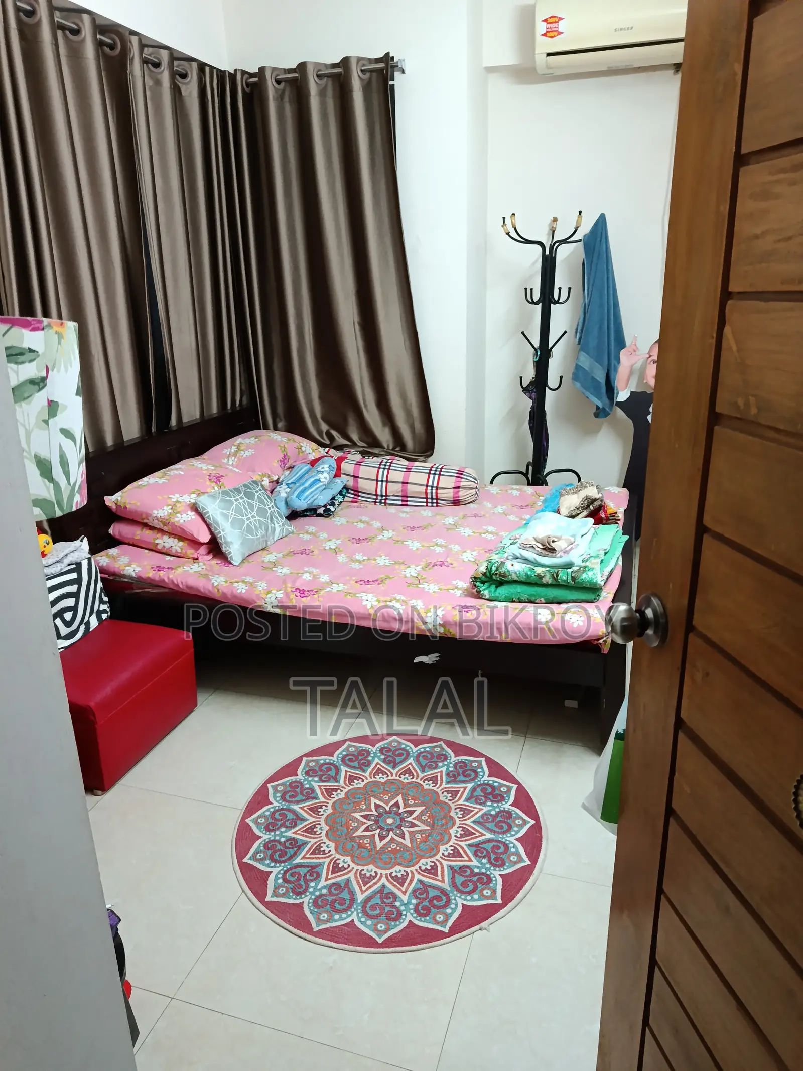 কুইন সাইজড বেড