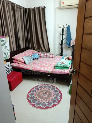কুইন সাইজড বেড