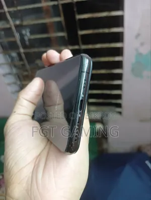 অ্যাপল আইফোন এক্সএস ৬৪ জিবি ব্ল্যাক