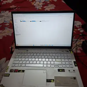Laptop Asus Vivobook S 15 8GB AMD Ryzen 7 SSD 512GB