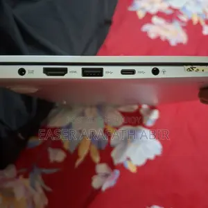 Laptop Asus Vivobook S 15 8GB AMD Ryzen 7 SSD 512GB