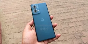 মোটোরোলা এজ ৫০ ফিউশন ১২৮ জিবি ব্লু