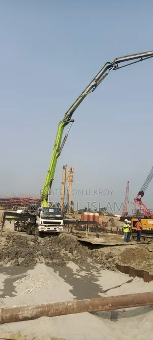 Concrete Boom Pump