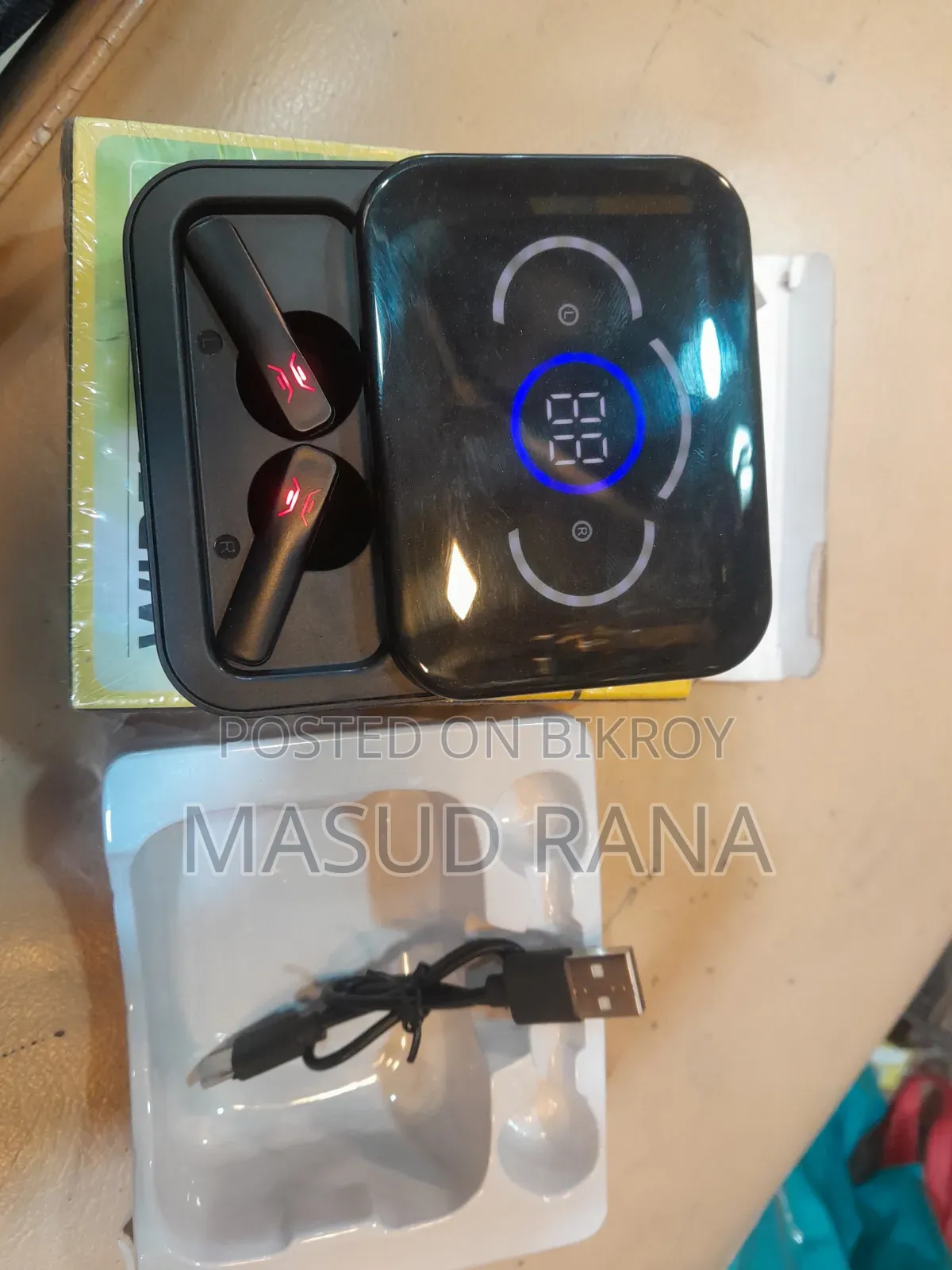 Earbuds