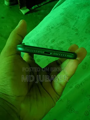 অ্যাপল আইফোন ১১ ১২৮ জিবি ব্ল্যাক