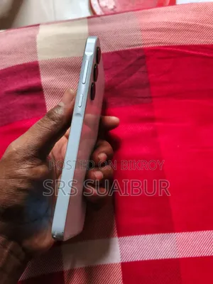 স্যামসাং গ্যালাক্সি এ৩৫ ২৫৬ জিবি হোয়াইট
