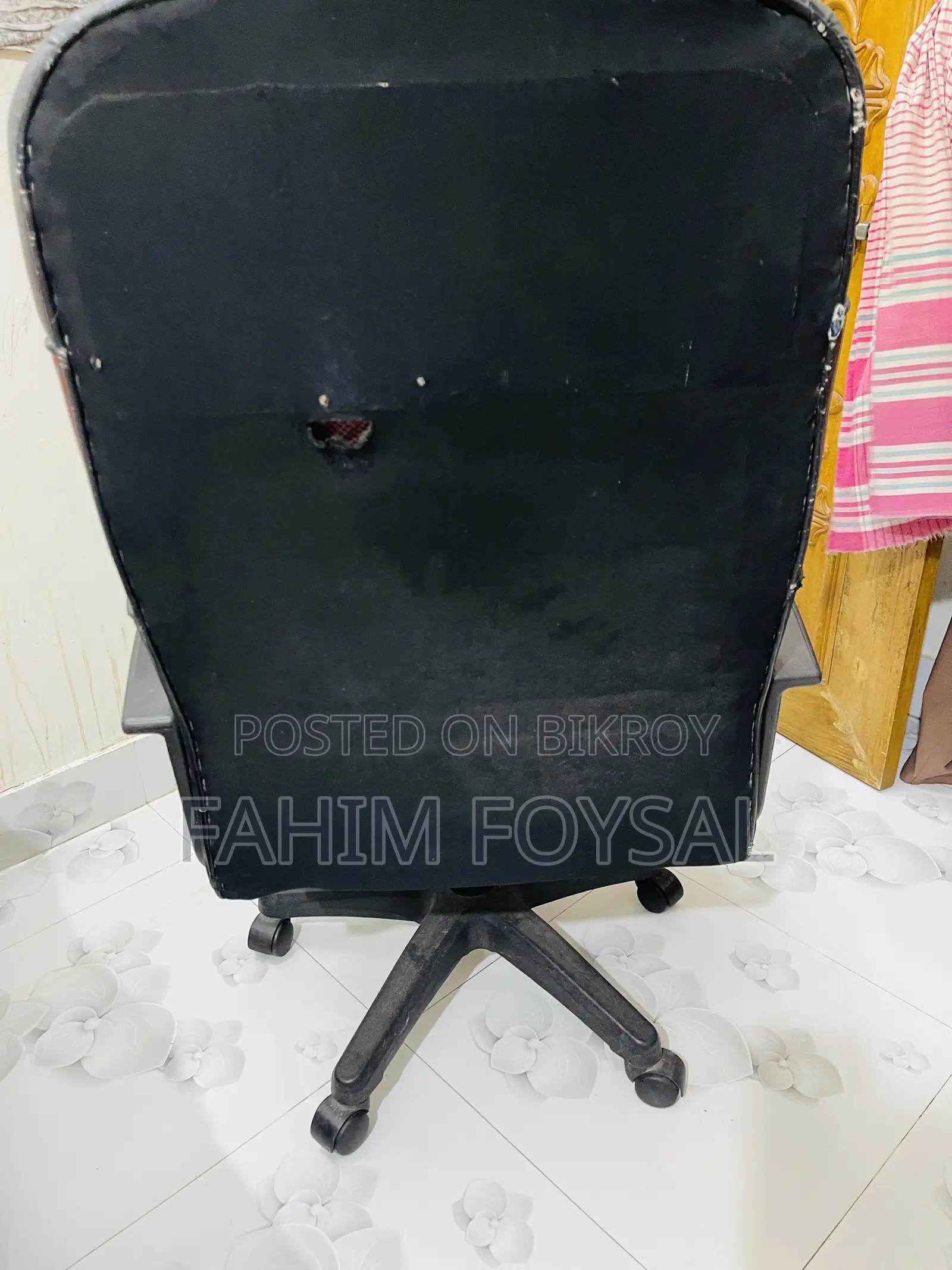 হাইড্রোলিক চেয়ার