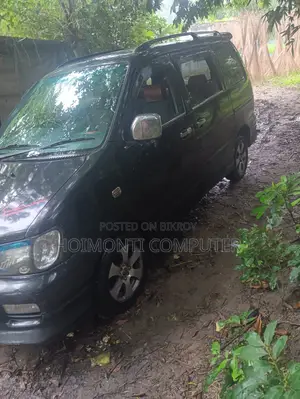 Toyota Noah 2.0 AWD (8 Seater) 2001 Black