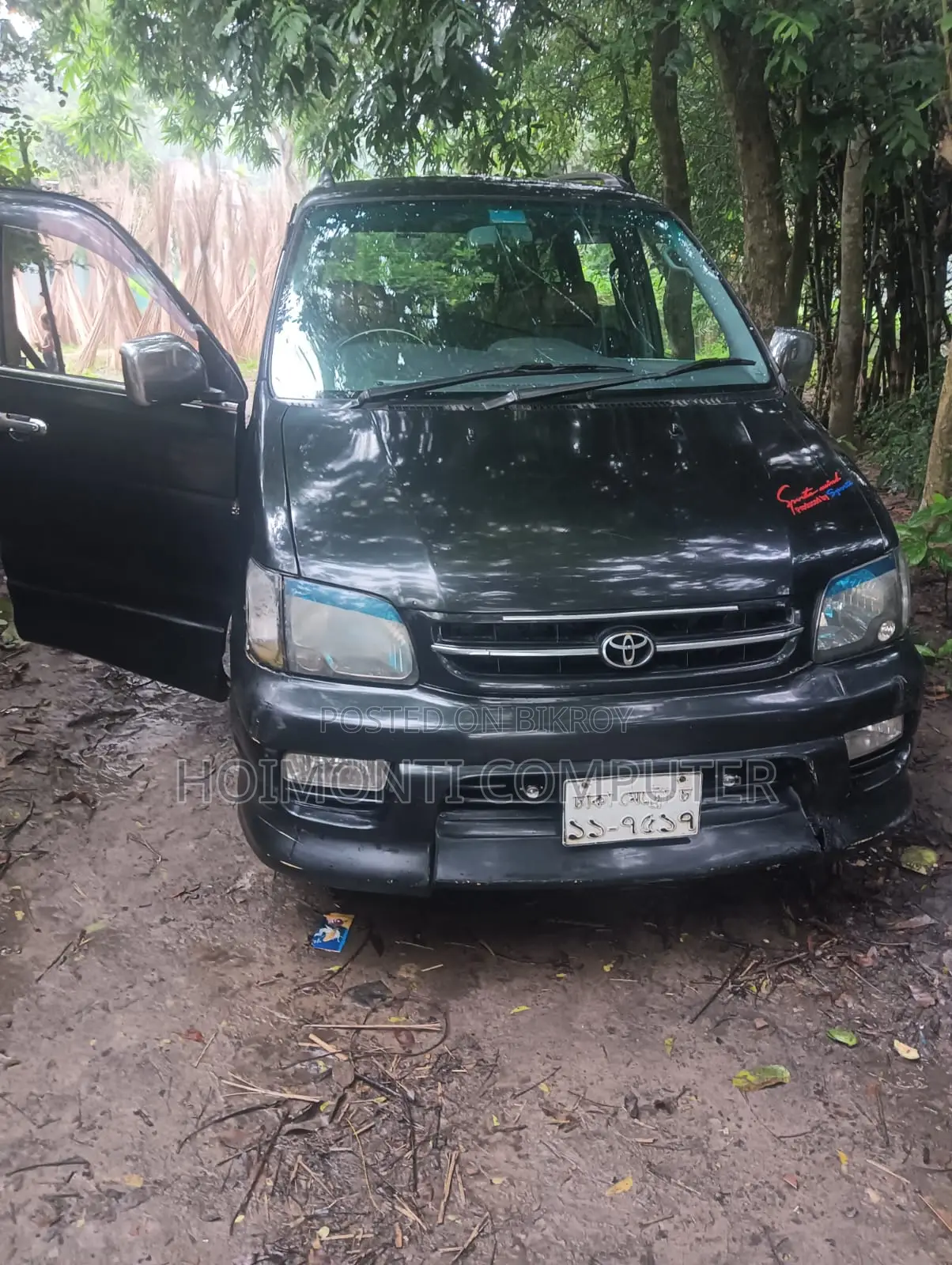 Toyota Noah 2.0 AWD (8 Seater) 2001 Black