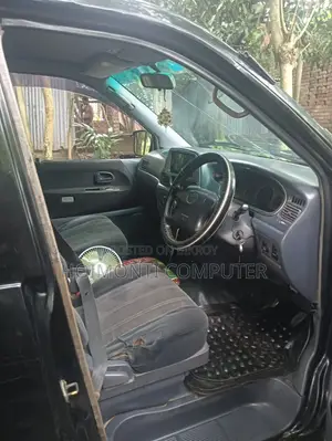 Toyota Noah 2.0 AWD (8 Seater) 2001 Black