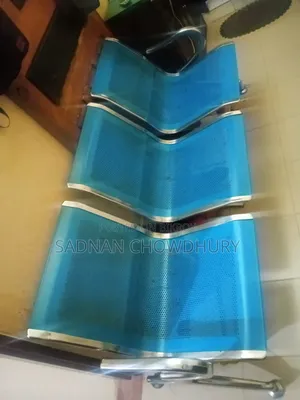 Public waiting bench