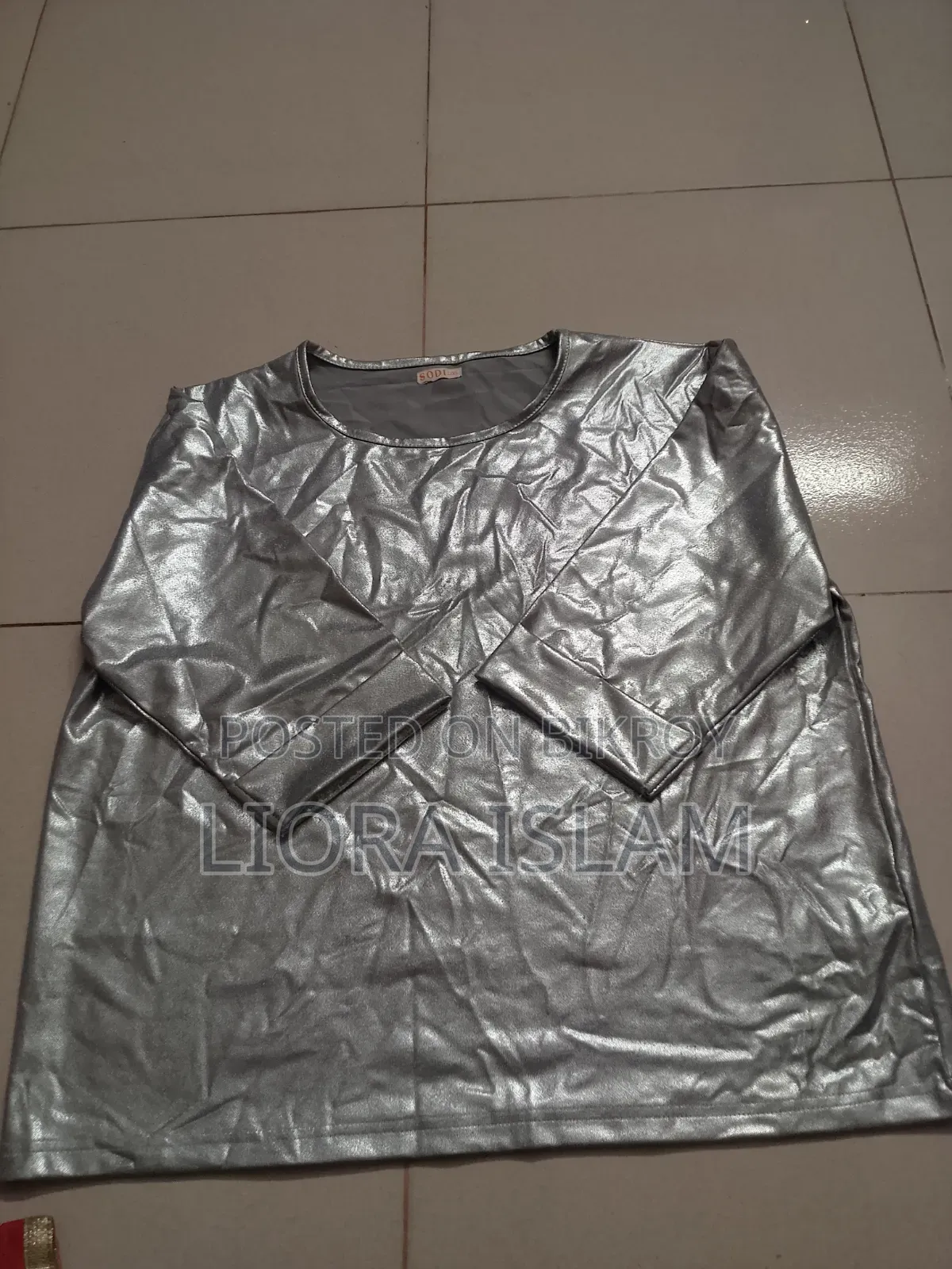 পলো শার্ট + টি-শার্ট