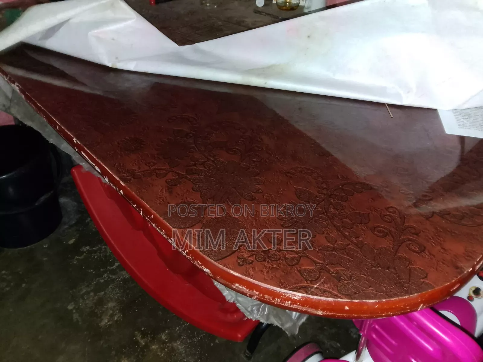 বাসার যাবতীয় ফার্নিচার বিক্রি করবো।