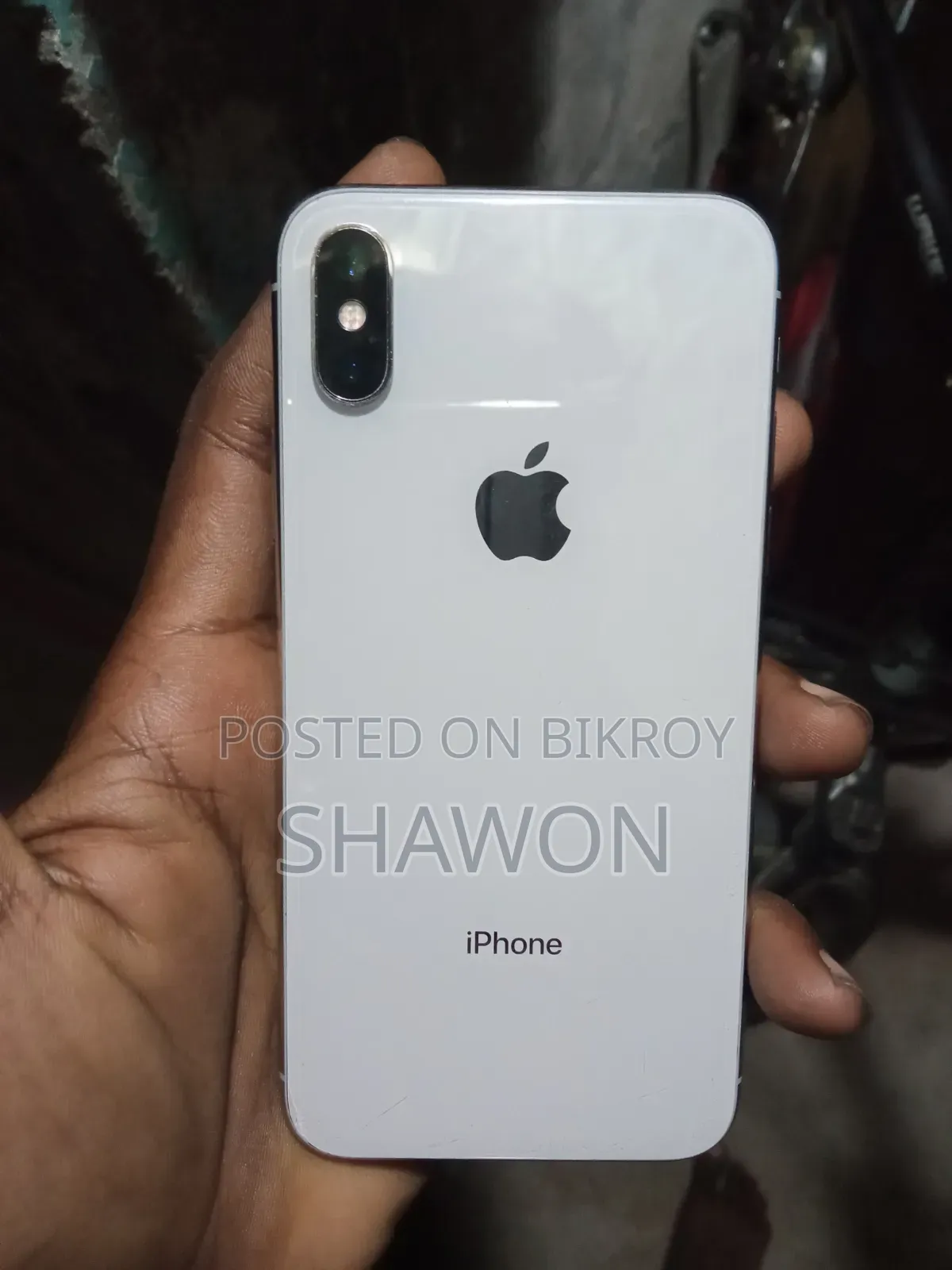 অ্যাপল আইফোন এক্স ২৫৬ জিবি হোয়াইট
