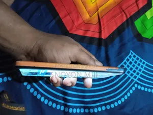 Tecno Spark Go 64 GB Blue