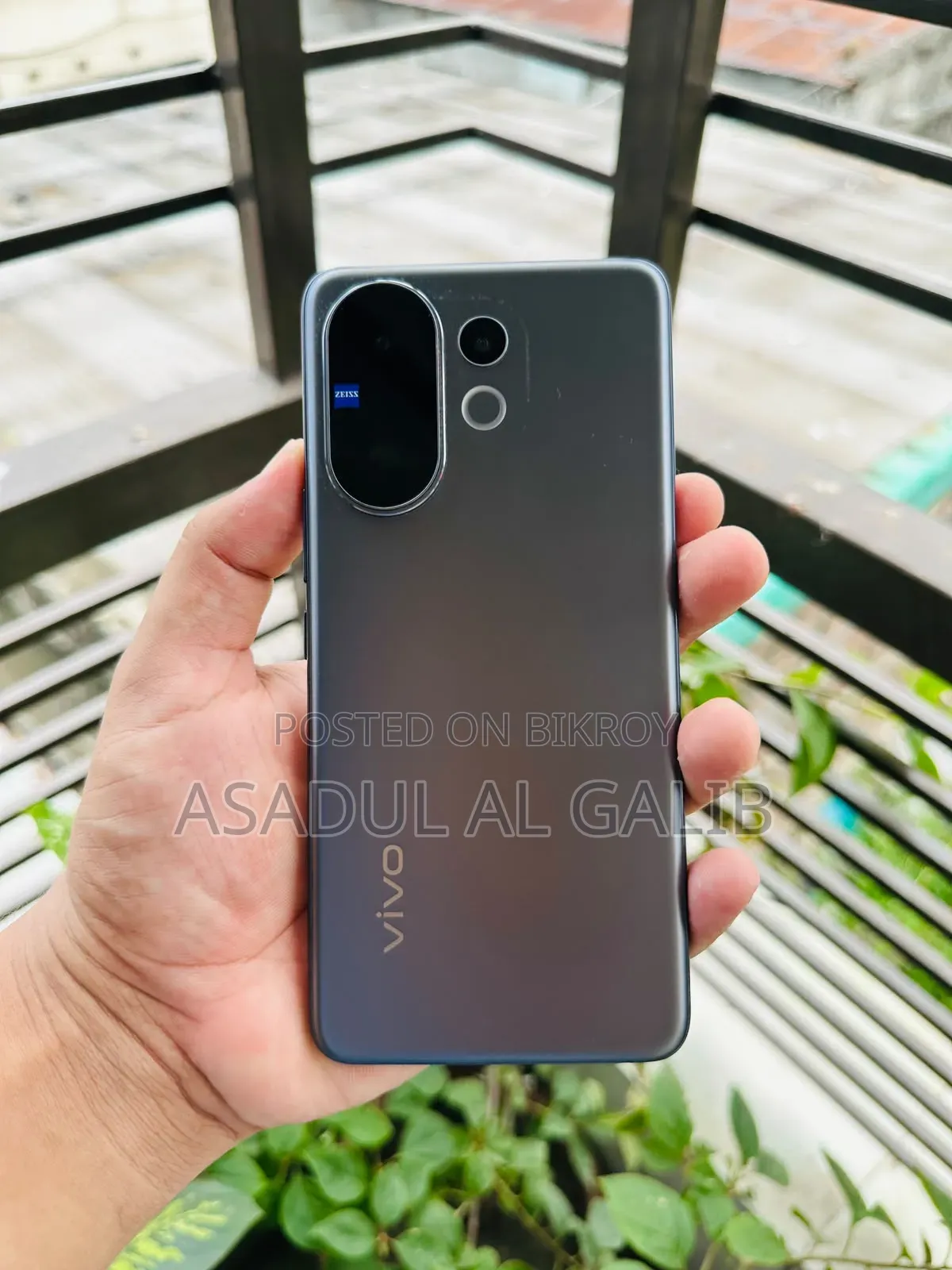 Vivo V60 256 GB Gray