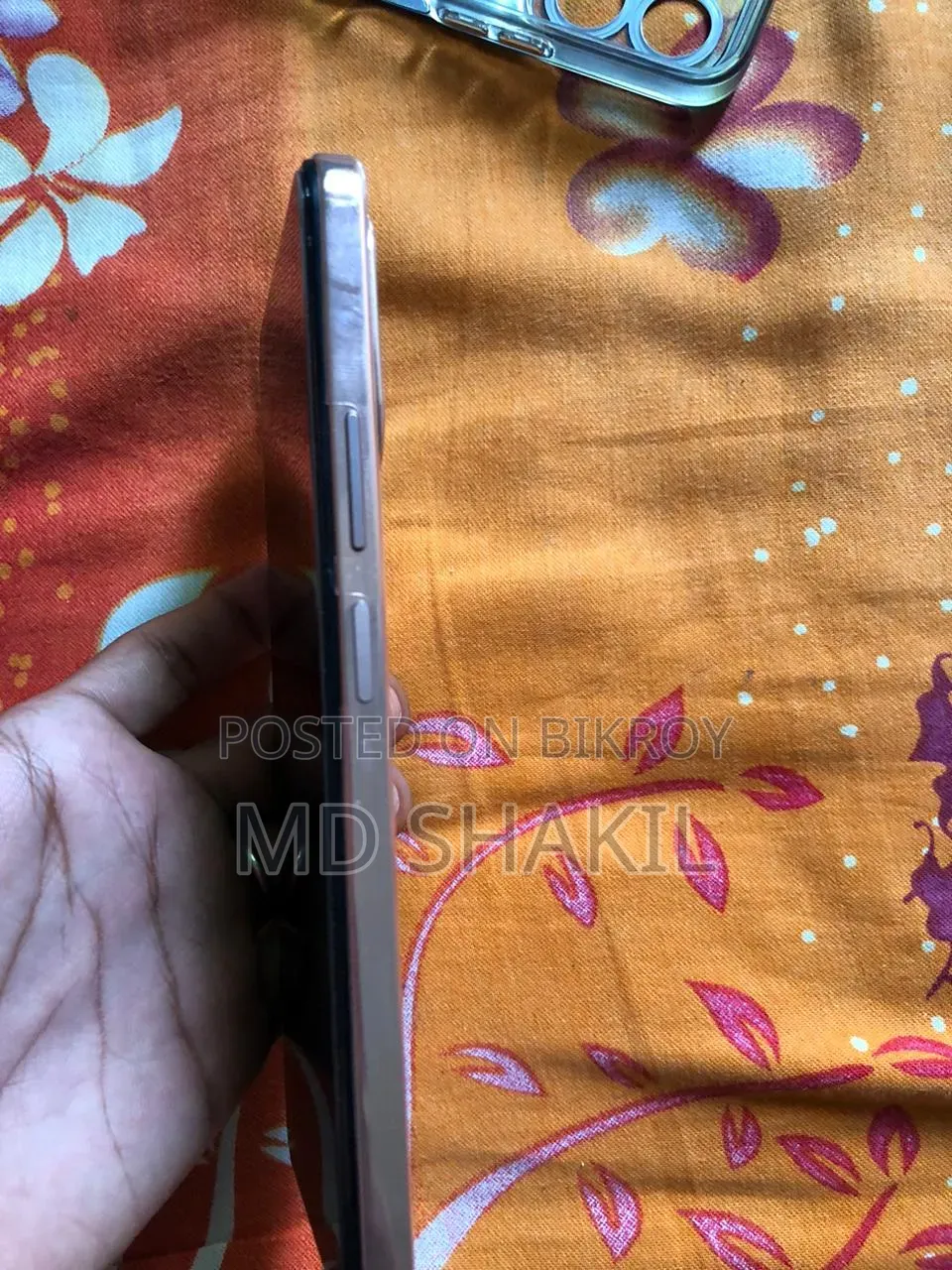 Vivo Y28 256 GB Orange