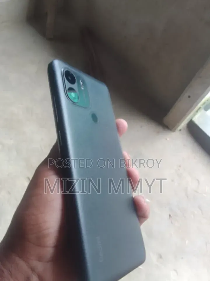 Xiaomi Redmi A2+ 32 GB Black
