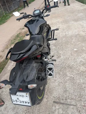 সুজুকি জিক্সার ২০২২ ব্ল্যাক