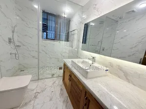 4 Bedroom Apartment in Gulshan for Rent