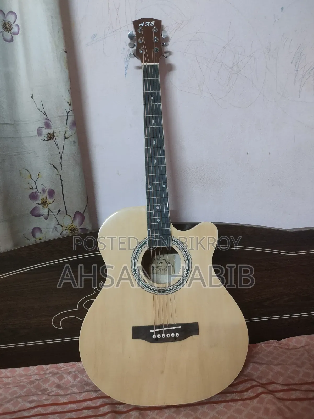 Acoustic Guitar