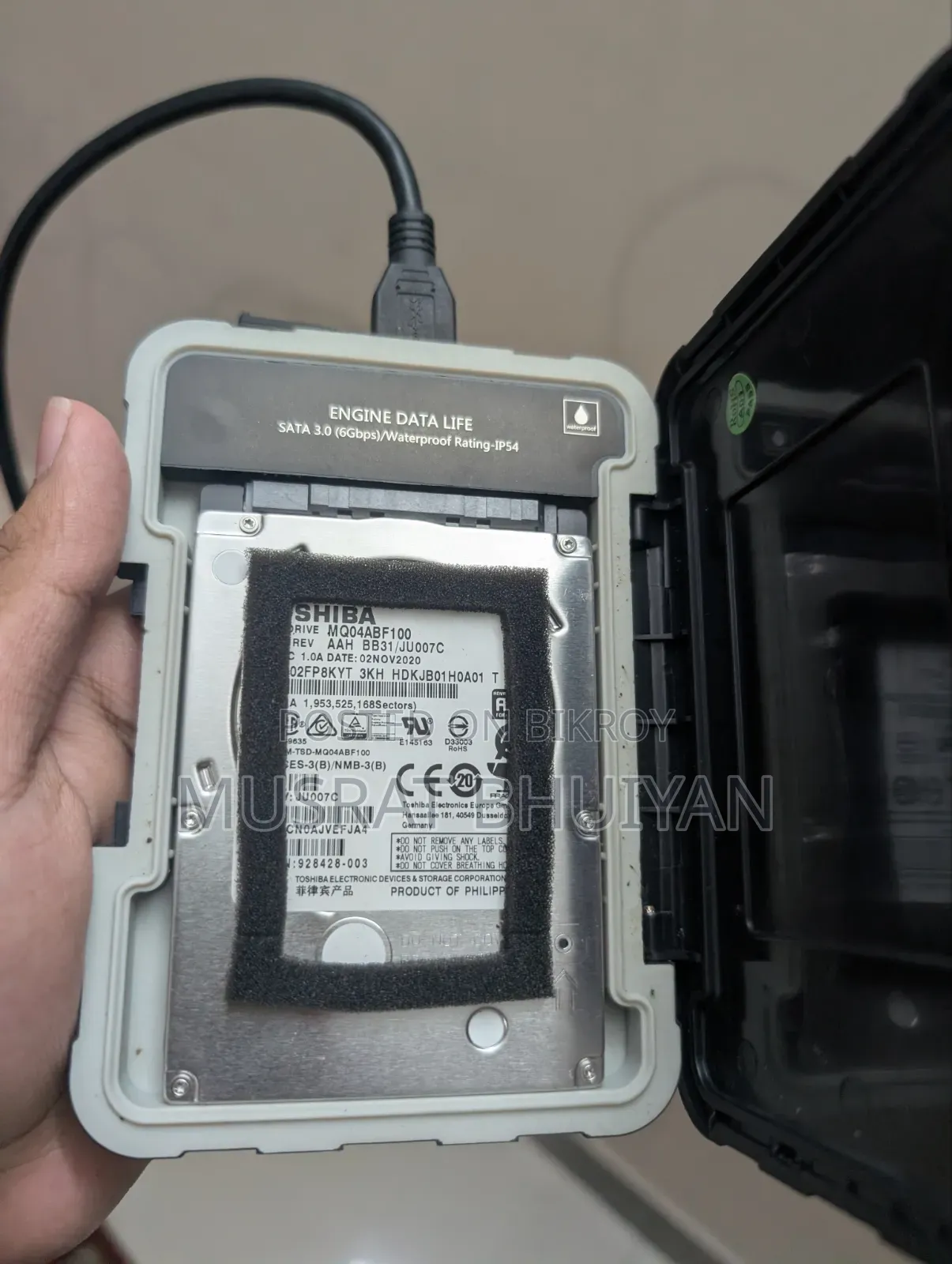 Toshiba 1TB SATA 2.5 Inch HDD With Adata ED600 Connection Case