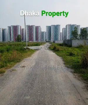 সেক্টর-১৬/জি-তে ৬০ ফুট রাস্তা সংলগ্ন ৫ কাঠার দক্ষিণমুখী পার্ক ভিউ জমি